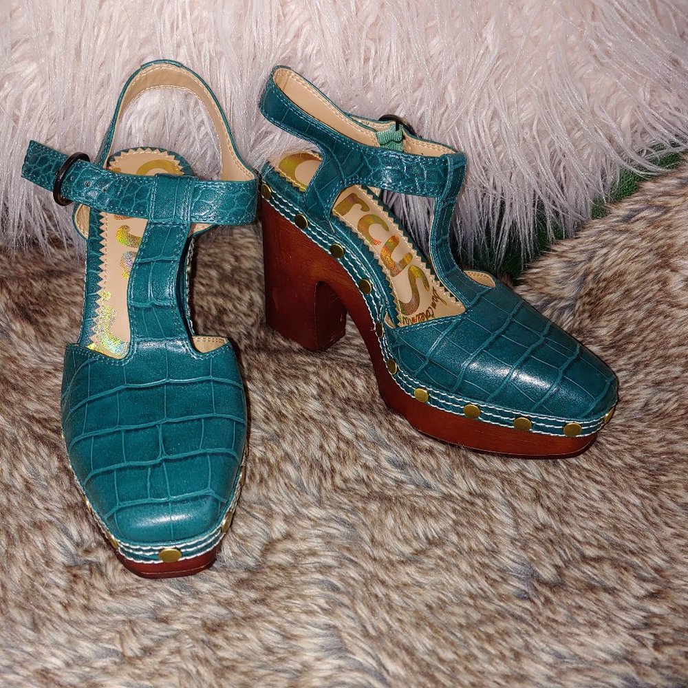 Circus by Sam Edelman teal clog platform heel